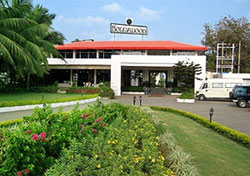 Hotel Bollywood Se Queen Beach Resort - Goa