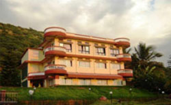 Hotel Silver Sand Beach Resort - Goa